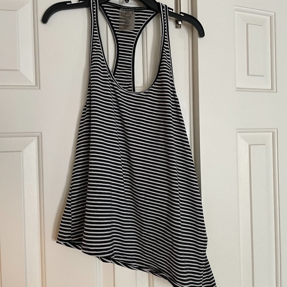 DYI tank black and white striped